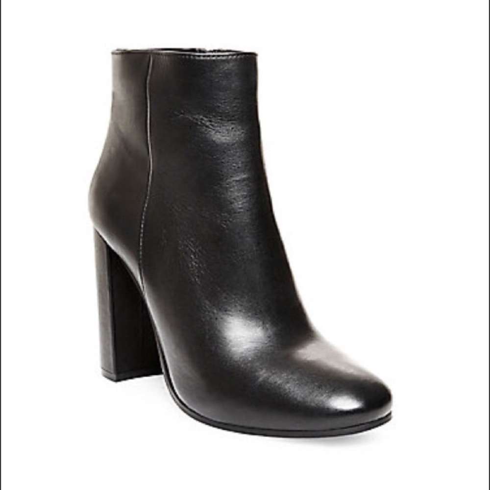 Steve Madden Tollani Ankle Boot